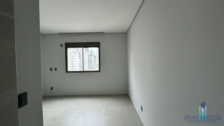 Imagem Apartamento Zona Central para Venda em Balneário Camboriú, CENTRO, 3 dormitórios, 3 suítes, 4 banheiros, 3 vagas