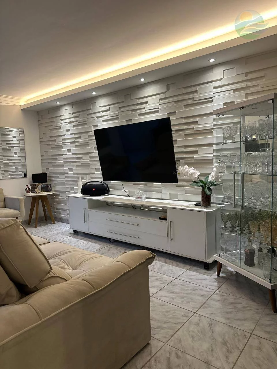 Imagem Casa duplex à venda, 6 quartos, reformada, Jaboatão dos Guararapes PE
