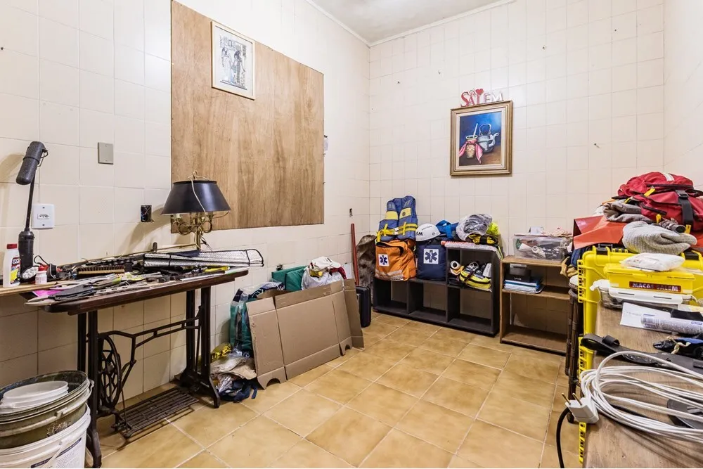 Imagem Casa à venda em Porto Alegre, Partenon, com 3 quartos, 260m2