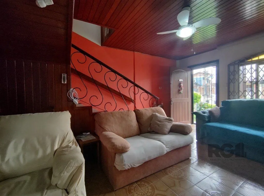 Imagem Casa para venda com 3 dormitórios no bairro Tristeza