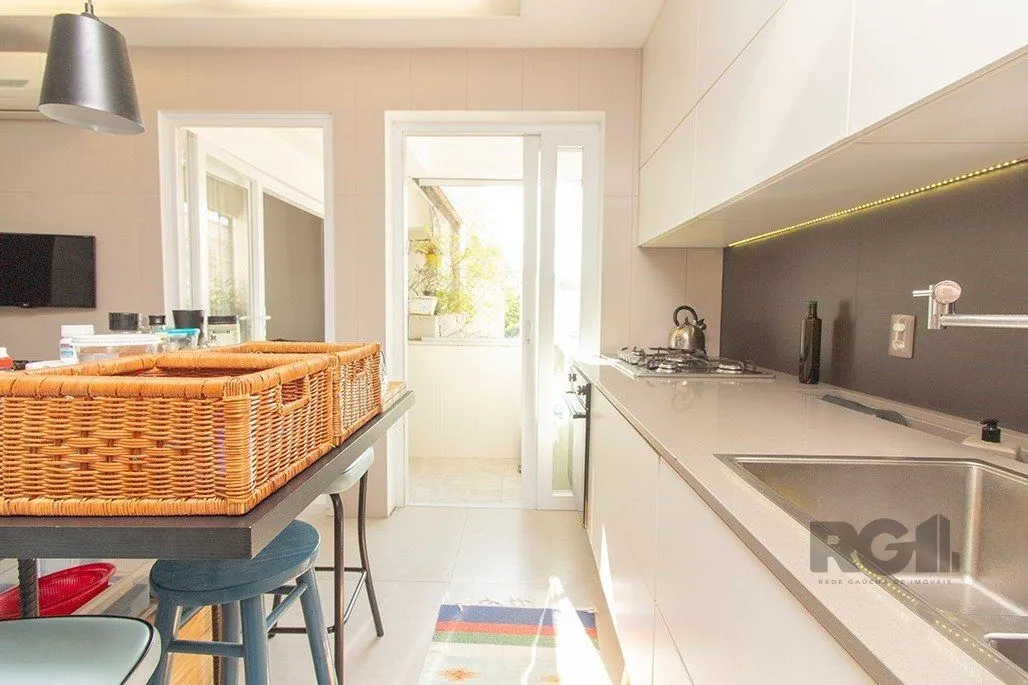 Imagem Apartamento para comprar com 3 suítes no Bairro Moinhos de Vento