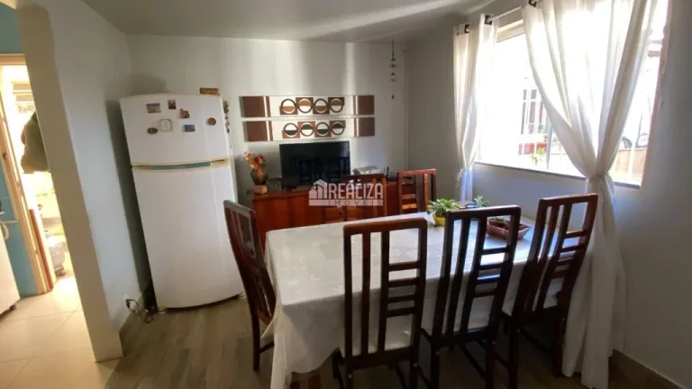 Imagem Casa à venda no bairro São Sebastião, em Uberaba - 4 dormitórios e 3 banheiros