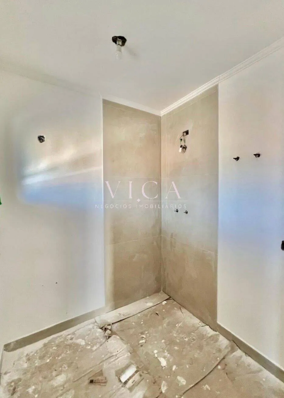 Imagem Alphaville 12| Casa 300m² 4 dorm 2 suítes, piscina e 3 vagas |2.100.000