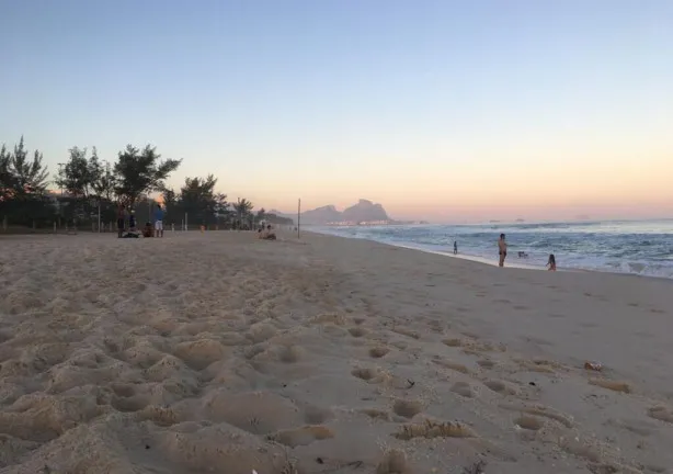 Imagem Casa com 3 Quartos à Venda, 250 m² em Recreio dos Bandeirantes - Rio de Janeiro