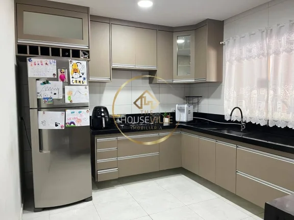 Imagem Casa, 3 Dormitórios, (1suíte), 2 vagas, Jd Santa Rosa, Sjc.