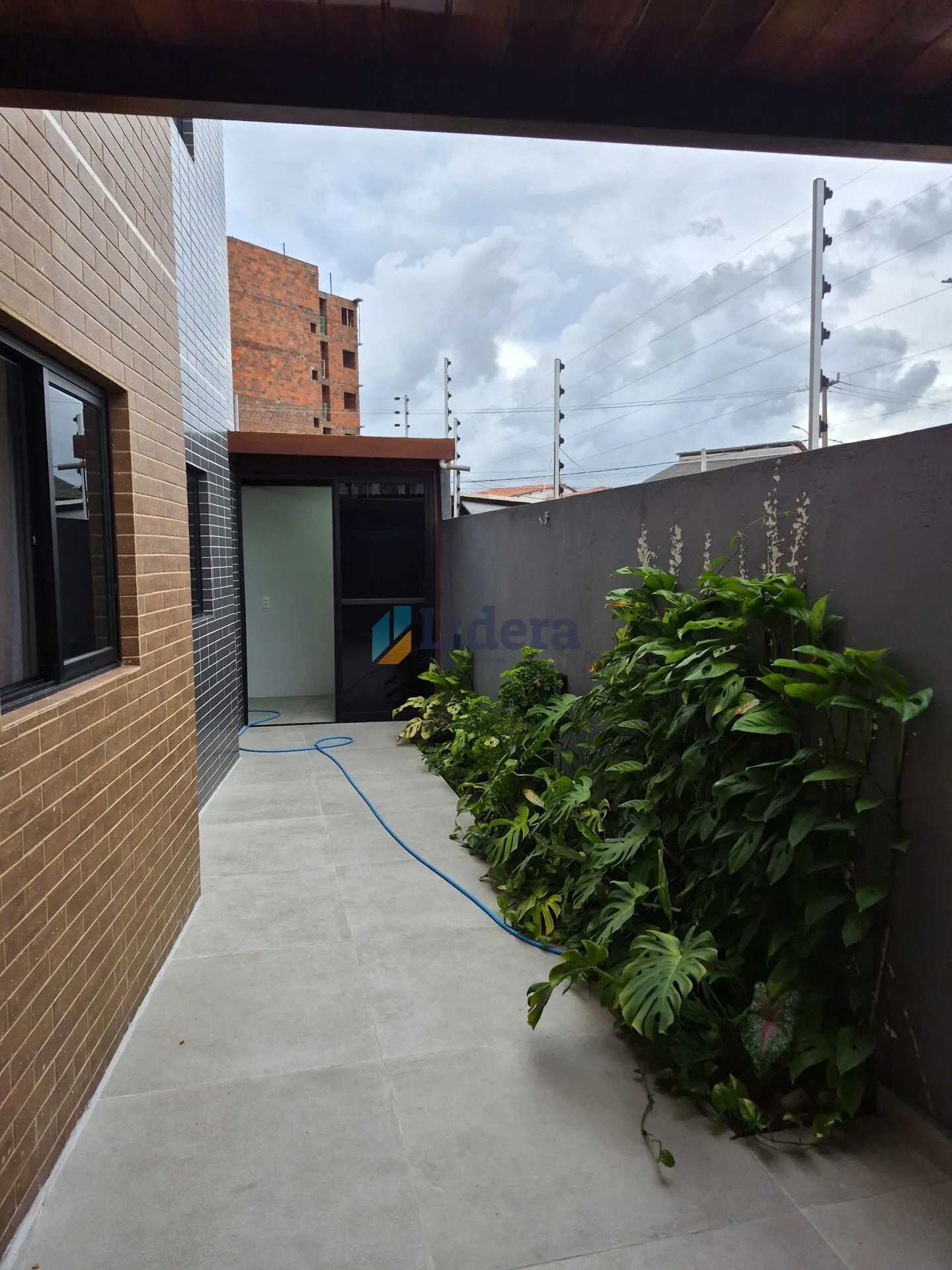Imagem Apartamento Térreo com área privativa - 2 quartos -1 suite - em Ponta de Campina, Cabedelo/PB