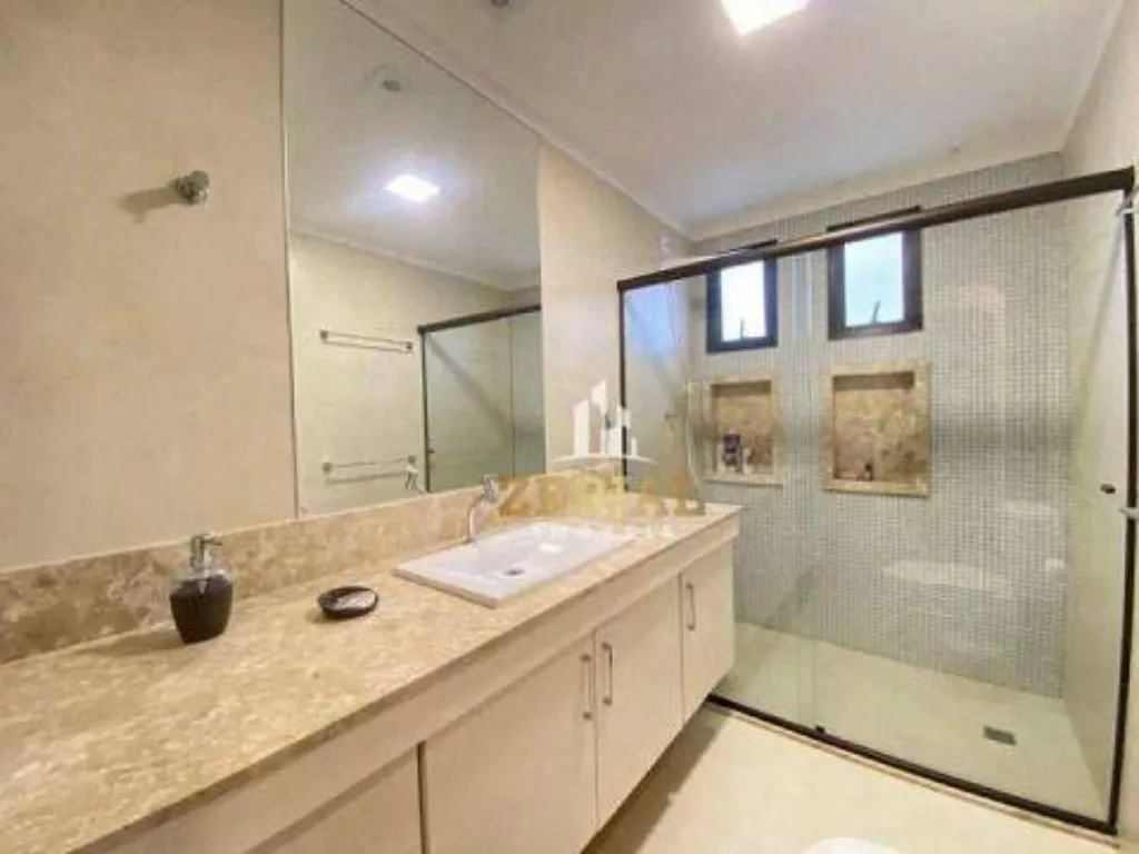 Imagem Apartamento à venda em Guarujá-SP, Pitangueiras: 3 quartos, 1 suíte, 3 banheiros, 2 vagas de garagem, 145m².