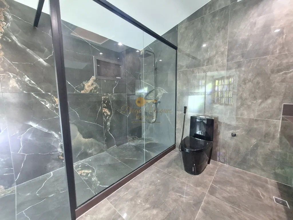 Imagem Casa em Condomínio para Venda em Teresópolis / RJ no bairro Iucas