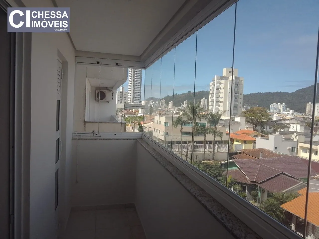 Imagem Lindo apartamento semimobiliado para locação próximo ao Centro de Itajaí

Excelente localizaçã...