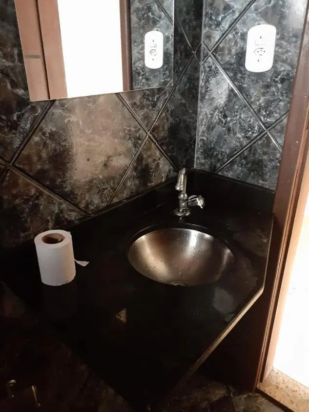Imagem Vendo uma ótima casa em Betim ( valor 350.000,00 )