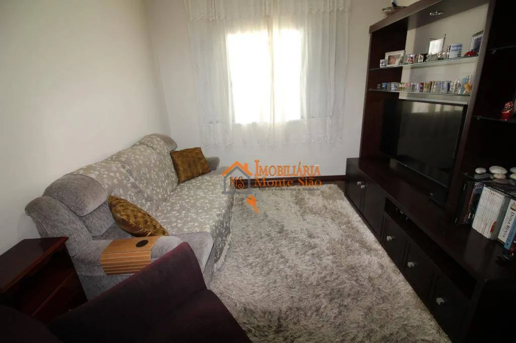 Imagem Sobrado com 3 dormitórios à venda, 235 m² por R$ 980.000,00 - Jardim Santa Cecília - Guarulhos/SP