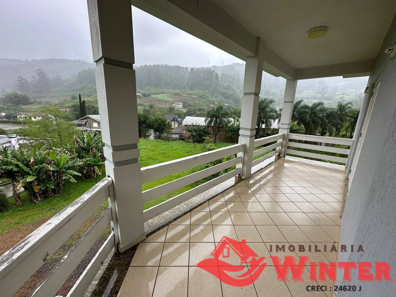 Imagem Casa com 220m2 no São Roque, Feliz.