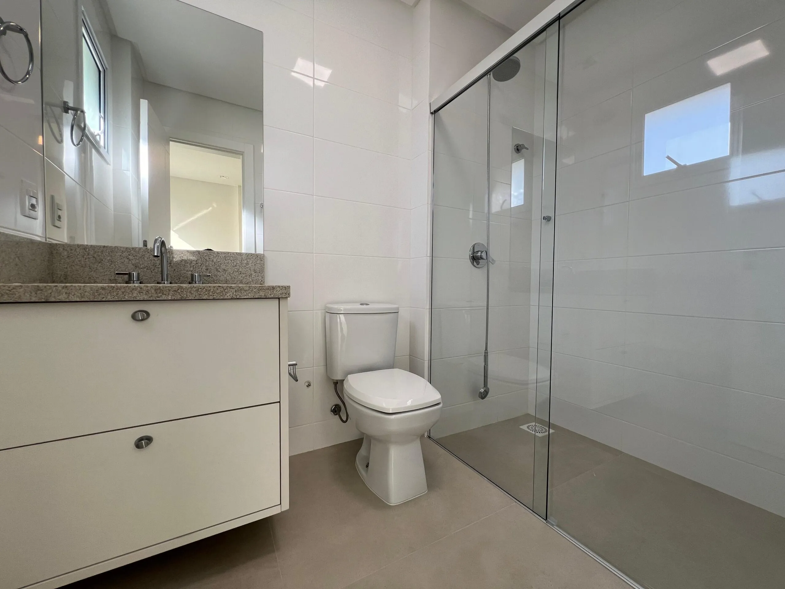 Imagem Apartamento com vista para o mar à venda com 138.38m2 por R$ 3.490.000,00