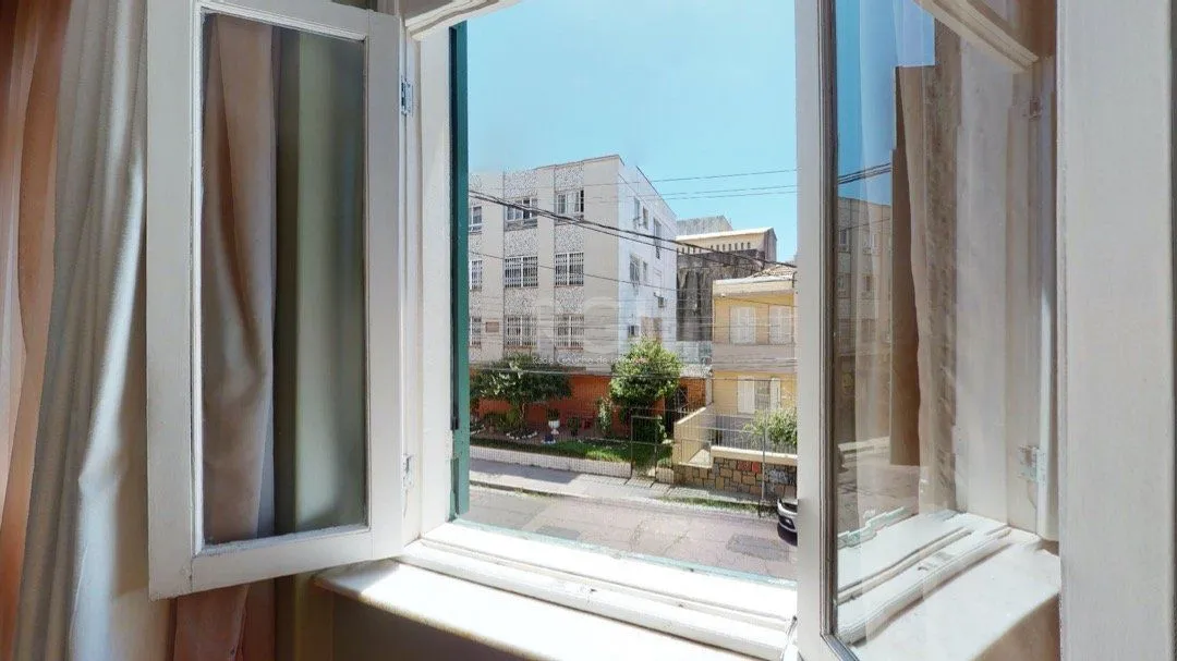 Imagem Casa para Venda - 130m², 3 dormitórios, sendo 1 suites, Cidade Baixa