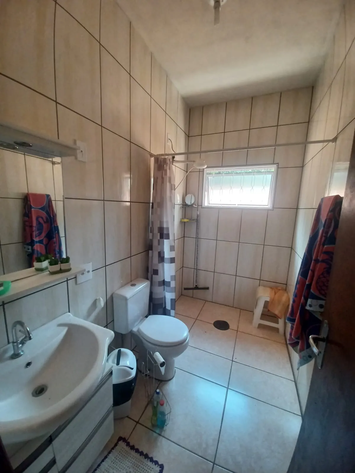 Imagem Chácara à Venda em Paranapanema com 120m², Pomar Variado e Rio nos Fundos