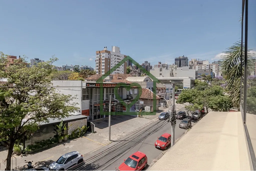Imagem Se você está em busca de um excelente investimento comercial em Porto Alegre, este conj. comercial...