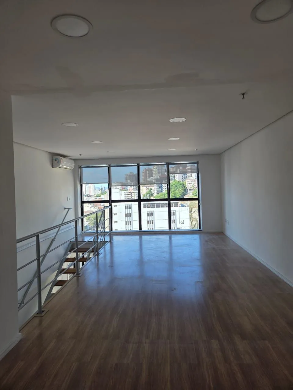 Imagem Duplex em Floresta