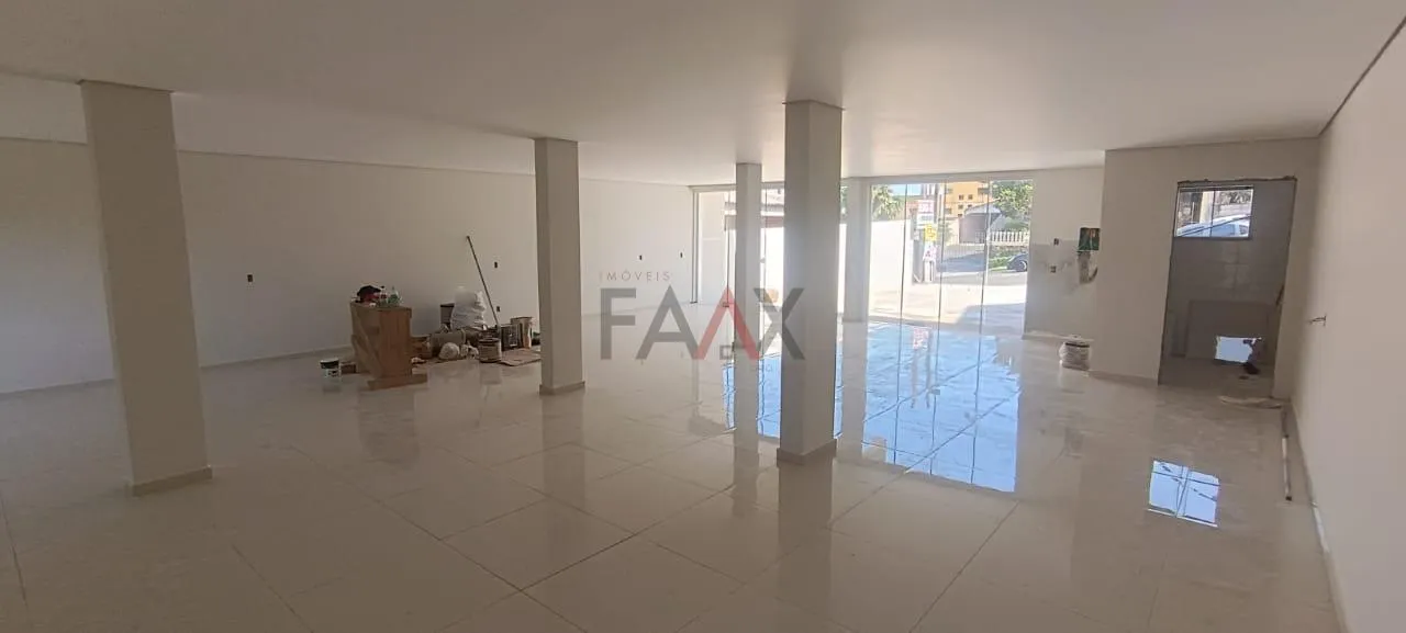 Imagem Sala Comercial para Locação no Centro com 130m e 5 Vagas de Estacionamento