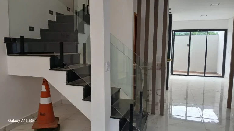 Imagem Sobrado à venda em excelente localização da zona leste, apenas 5 minutos do Metrô Patriarca!!