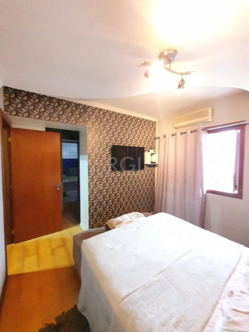 Imagem Casa Condominio para Venda - 233.52m², 3 dormitórios, sendo 1 suites, 4 vagas - Ipanema
