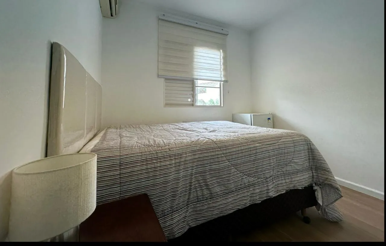 Imagem Casa à venda em região privilegiada, perfeita para quem busca um lar aconchegante e espaçoso para sua família