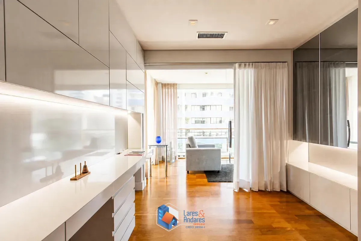 Imagem Apartamento para venda em Jardim Paulista com 4 quartos, sendo 3 suítes, 240m²
