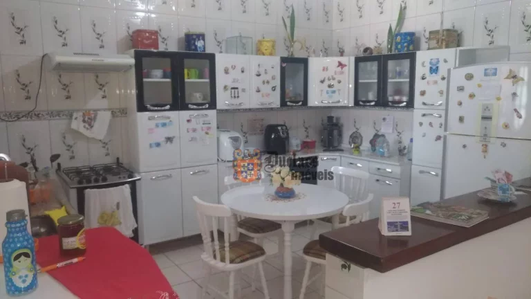 Imagem Sobrado com 3 dormitórios à venda, 180 m² por R$ 450.000 - Morro do Algodão - Caraguatatuba/SP