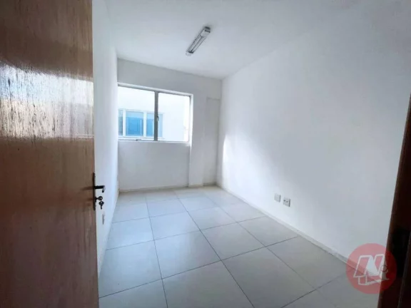 Imagem 45m² no Rio Branco - Sala comercial com banheiro, interfone - Prédio com Portaria