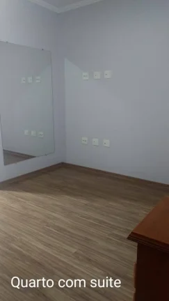 Imagem Sobrado maravilhoso com 146m ² 3 Dormitórios e 2 Vagas Estuda Permuta