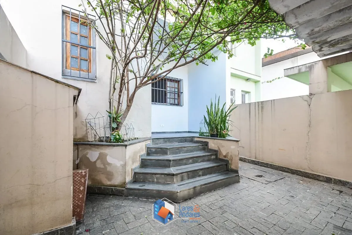 Foto do imóvel Casa para venda em Jardim da Glória com 3 quartos, sendo 1 suíte, 280m² em Rua Rocha Galvão