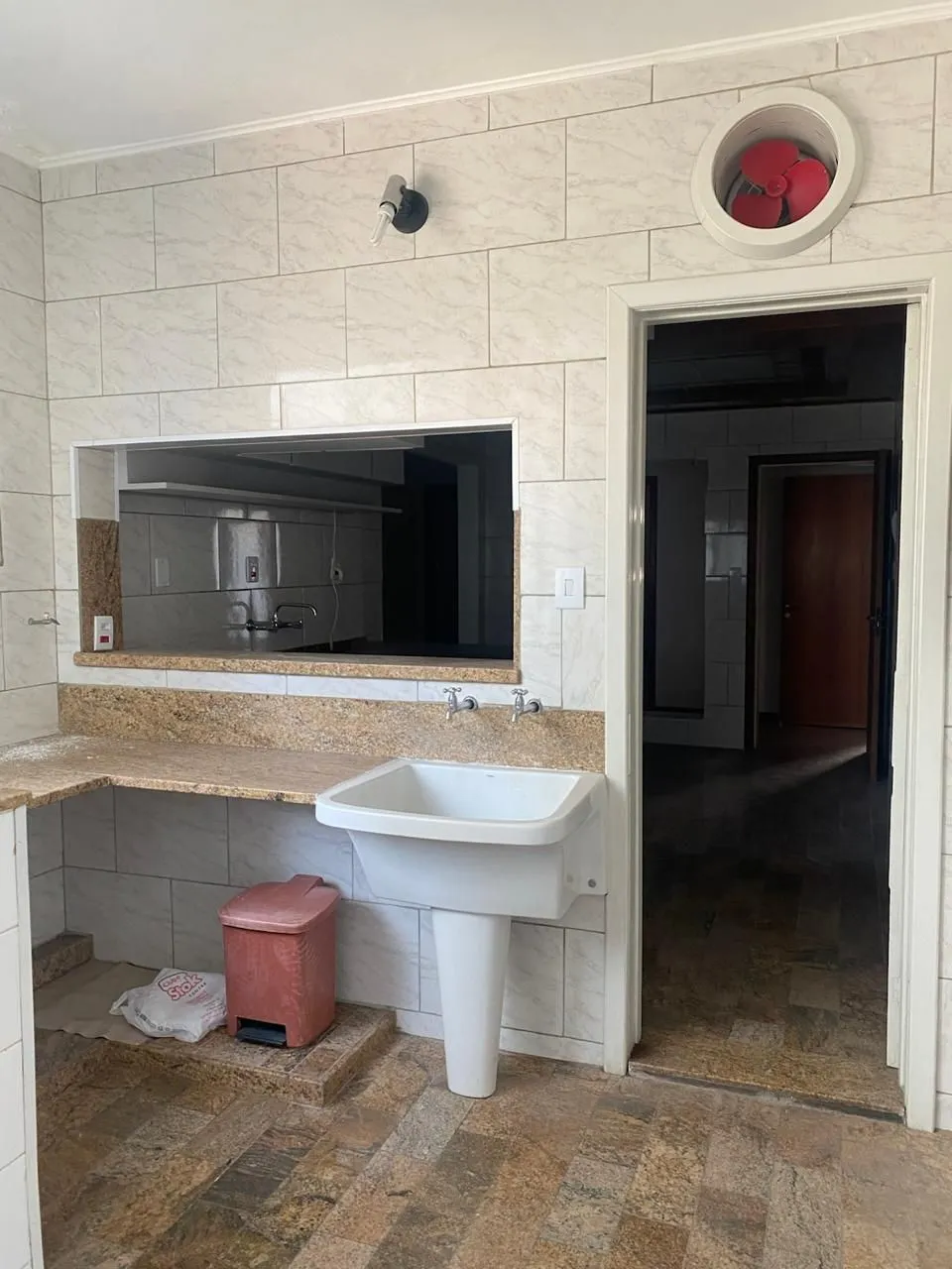 Imagem Apartamento a venda 3 dormitórios próximo aos Hospitais Moinhos de vento e Femina