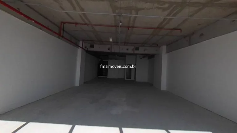 Imagem Conjunto comercial para locação em São Paulo - Chácara Santo Antônio: 2 banheiros, 4 vagas de garagem, 248,77m² de área!
