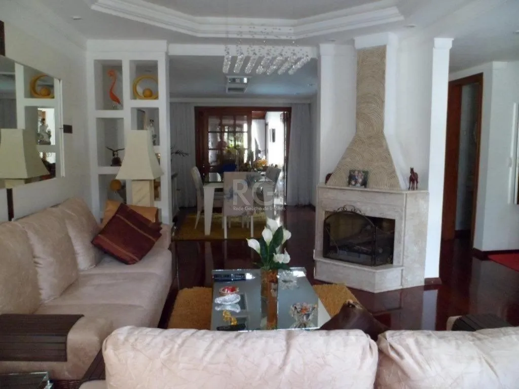 Imagem Casa para Venda - 216m², 4 dormitórios, sendo 1 suites, 8 vagas - Aberta Dos Morros