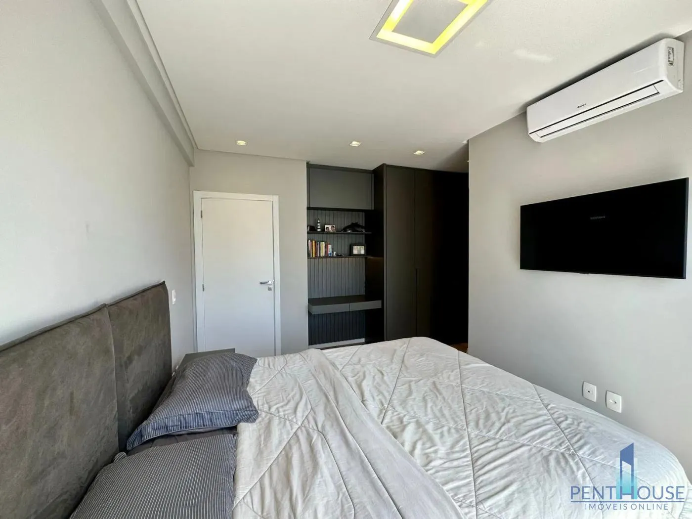 Imagem Cobertura Duplex para Venda em Balneário Camboriú, CENTRO, 4 dormitórios, 4 suítes, 5 banheiros, 3 vagas