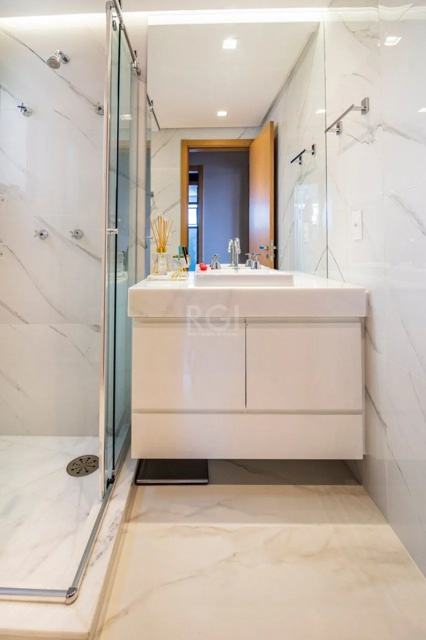 Imagem Apartamento para Venda - 101.52m², 3 dormitórios, sendo 1 suite, 4 vagas