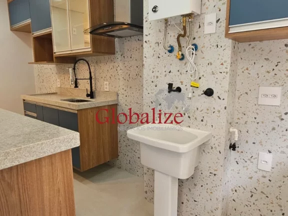 Imagem Apartamento Maravilhoso à venda com 63m², 2 quartos, 1 suíte, áres de lazer, varanda por R$752.000,00 no Marapé em Santos