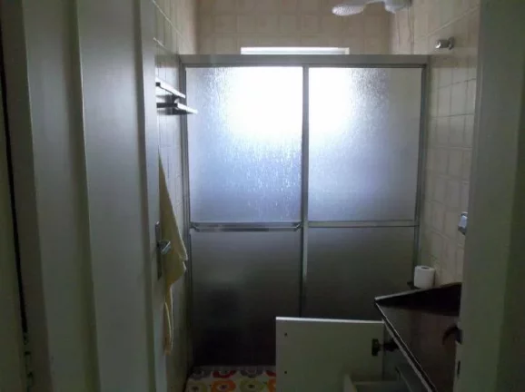 Imagem CASA LADO PRAIA EM TRES LOTES COM PISCINA