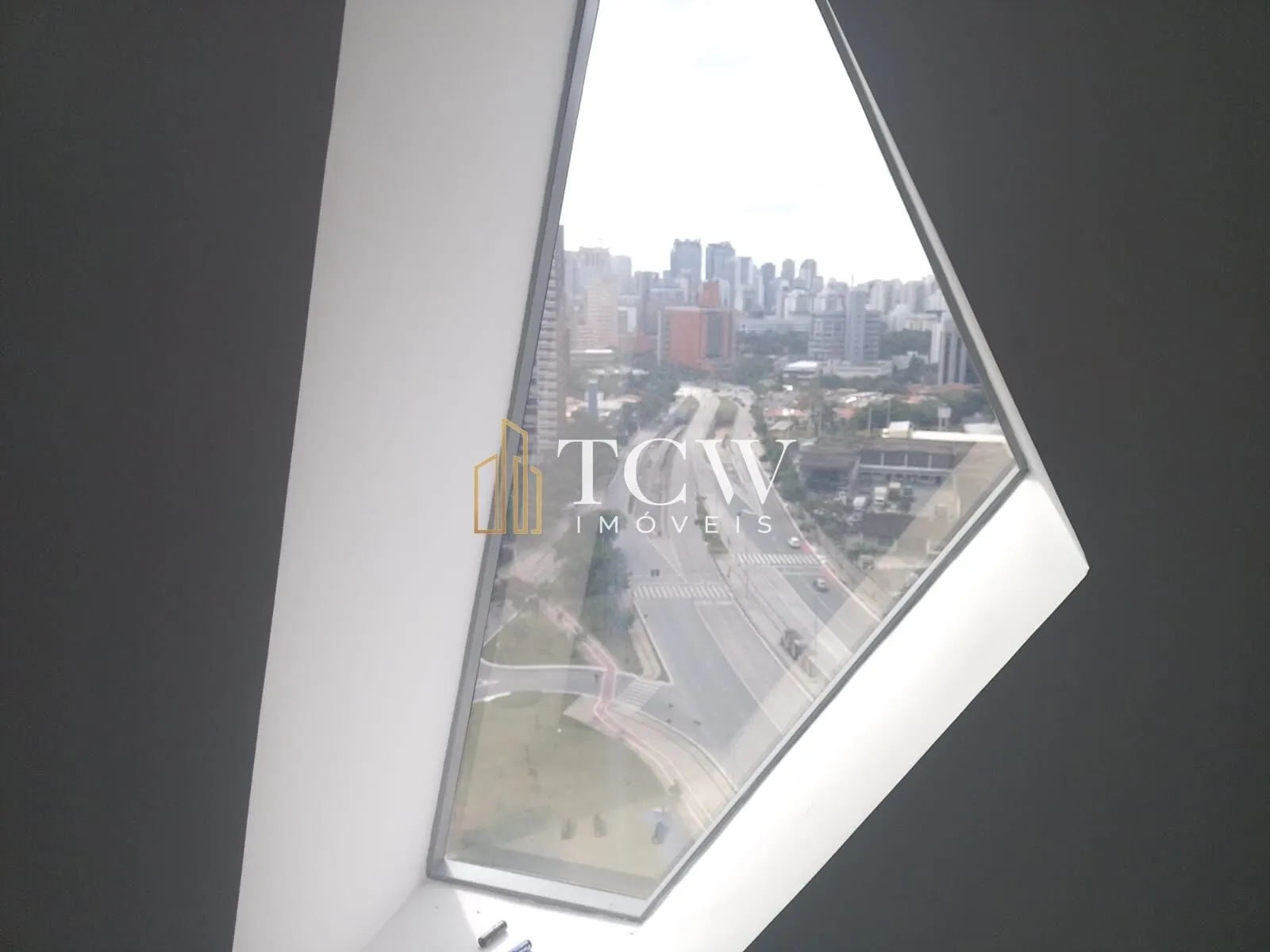 Imagem Sala comercial para alugar no bairro Jardim Caravelas - São Paulo/SP, Zona Sul