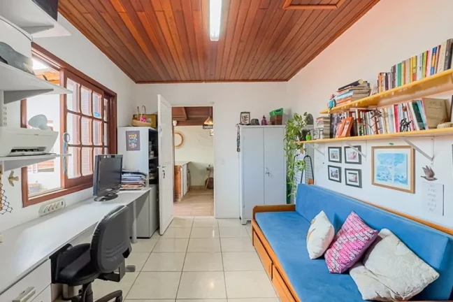 Imagem Casa para venda no bairro Santa Maria Goretti em Porto Alegre