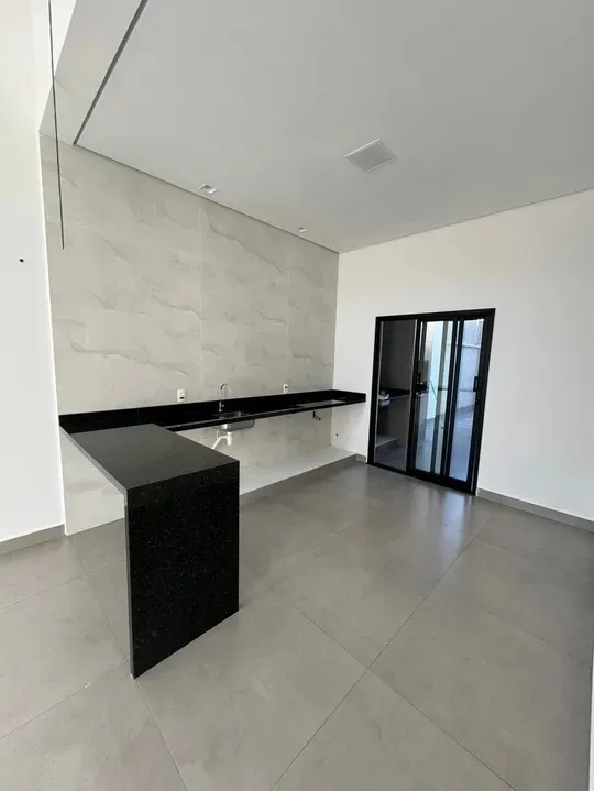 Imagem Casa Alto Padrão de 117m² no Condomínio Horto Florestal Villagio!