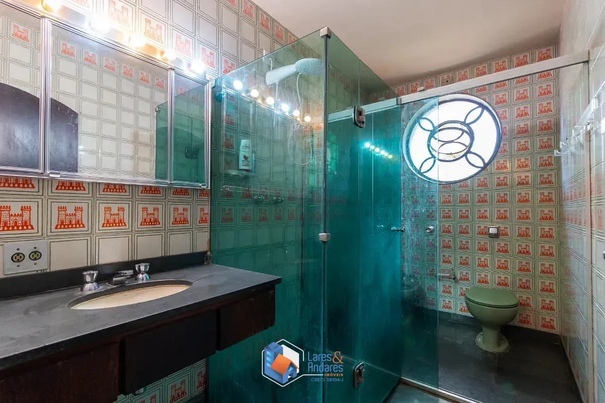 Imagem Casa para venda em Campo Belo com 4 quartos, sendo 1 suíte, 329m²