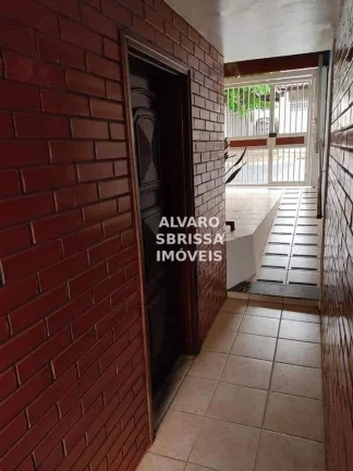 Imagem Casa com três dormitórios sendo 1 suíte e 5 vagas de garagem no bairro Vila Leis em Itu SP