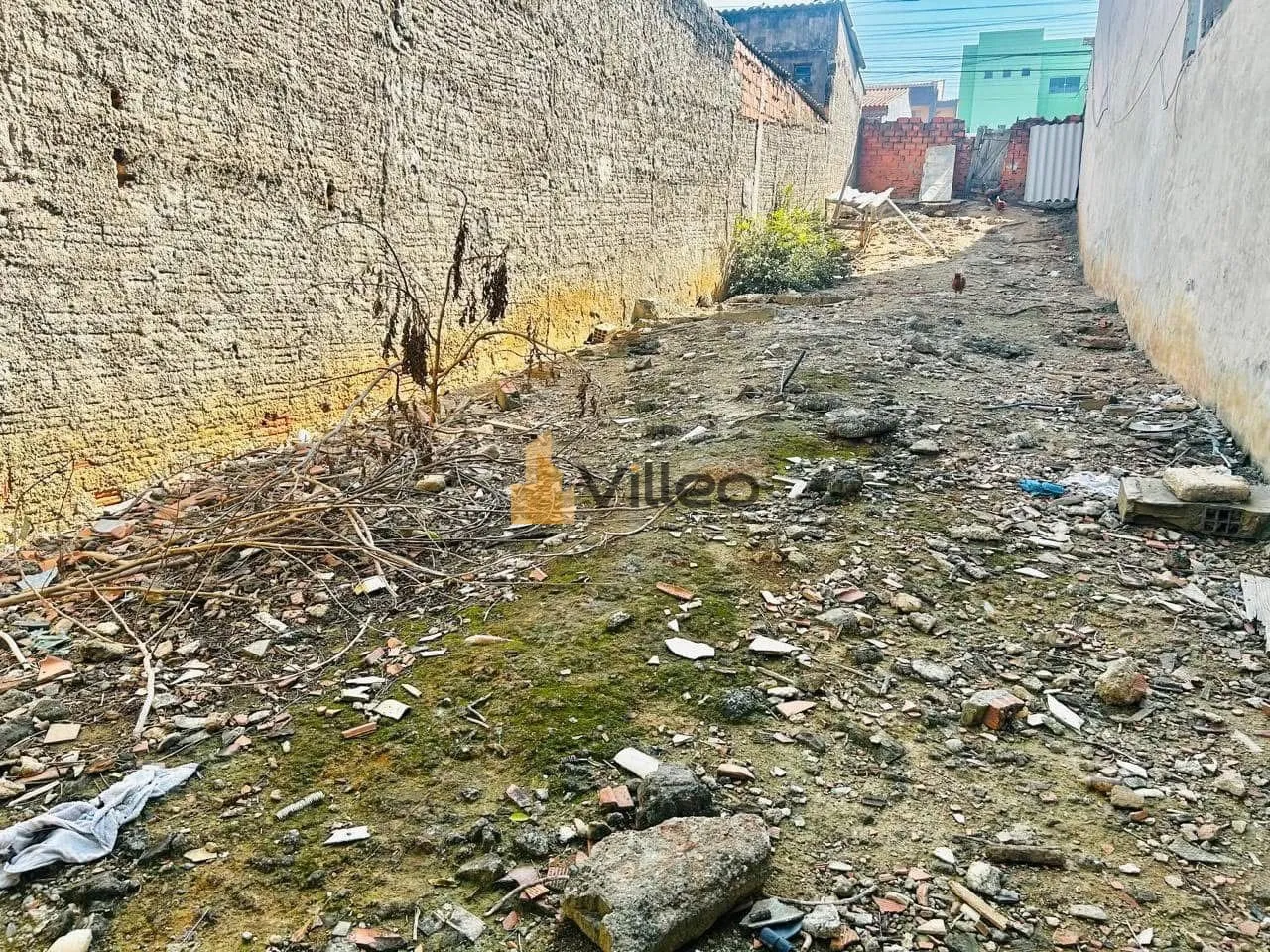 Imagem presente o seu projeto em um dos bairros que mais crescem em Sorocaba! Este terreno murado à venda ...