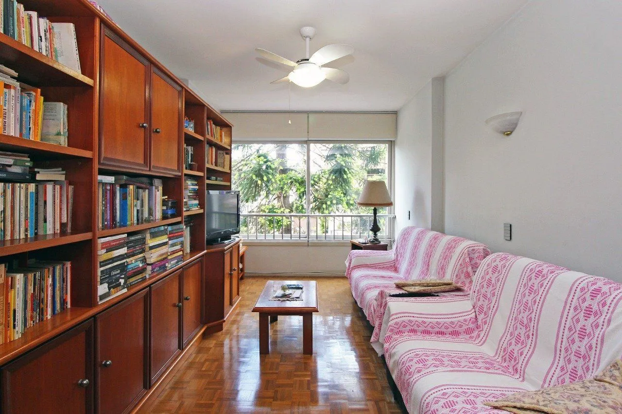 Imagem Apartamento para Venda - 245.75m², 3 dormitórios, sendo 1 suites, 2 vagas - Moinhos de Vento