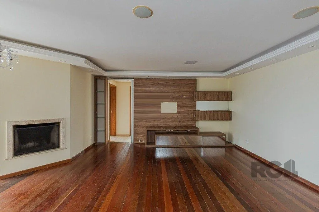 Imagem Vende-se excelente apartamento 3 quartos c/ suíte, 2 vagas, living com lareira, sacada e churrasqueira - 97m² - Auxiliadora
