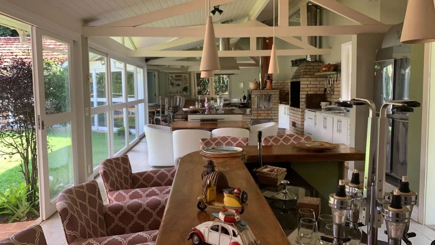 Imagem Casa em Condomínio para Venda em Petrópolis / RJ no bairro Nogueira