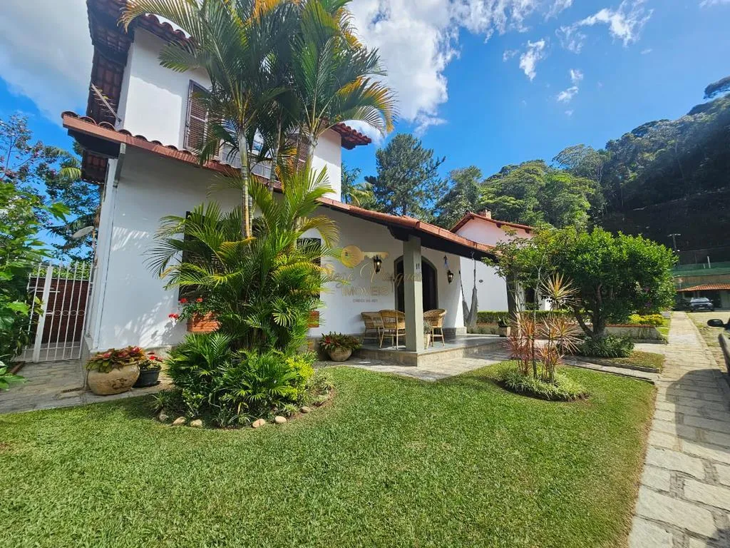 Imagem Casa em Condomínio para Venda em Teresópolis / RJ no bairro Várzea