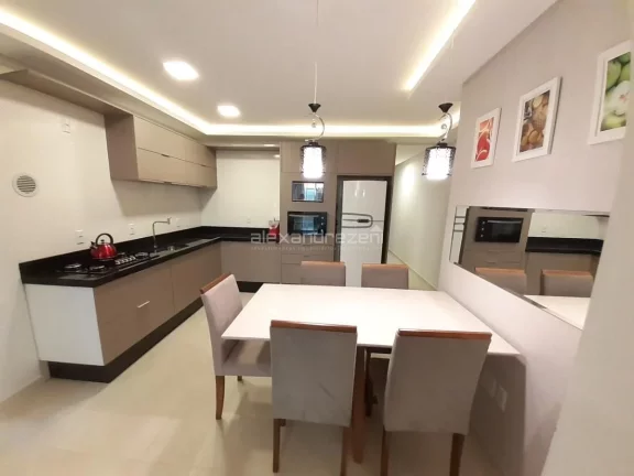 Imagem Ótimo apartamento 3 dormitórios na praia do Mariscal