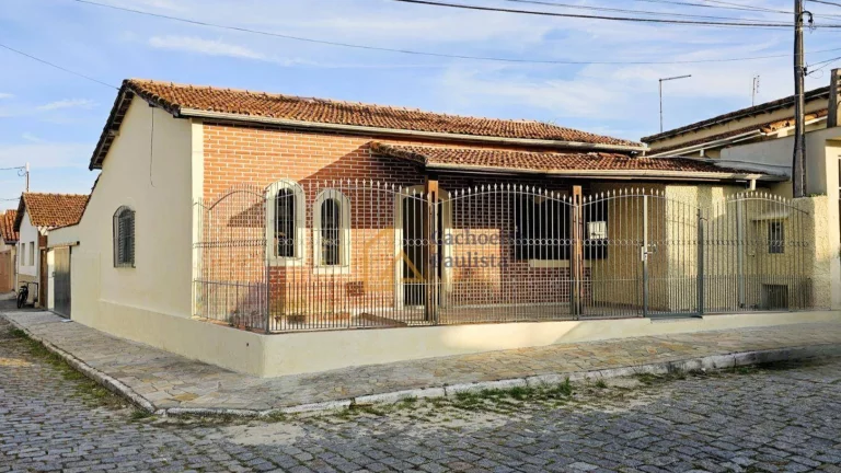 Foto do imóvel Casa com 3 dormitórios à venda - Centro - Cachoeira Paulista/SP