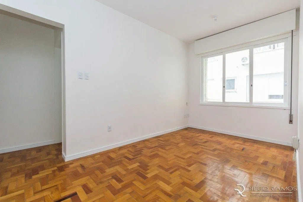 Imagem Apartamento de 02 quartos, sendo 01 com Ar condicionado, no bairro Centro Histórico em Porto Alegre/RS.